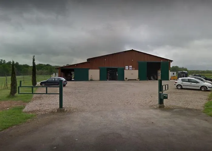 Vaste Proche Toulouse Dans Toulousaine 18eme Bed and breakfast 3*