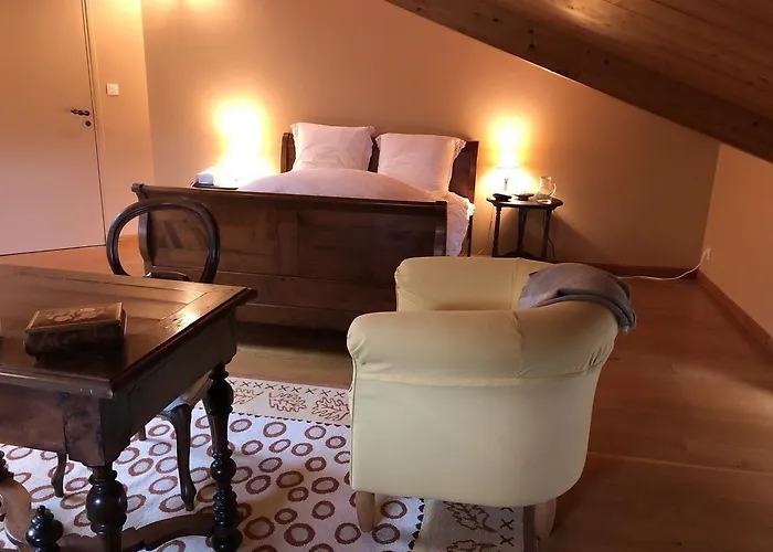 Vaste Proche Toulouse Dans Toulousaine 18eme Bed and breakfast